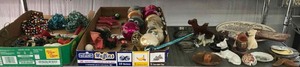 lot 78 image: Figurines, Souveniers, Vintage Christmas Ornaments