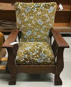 lot 94 image: Antique Morris Chair