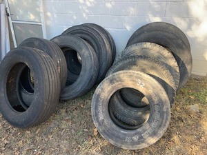 lot 32 image: (10) Used Assorted Tires