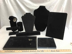 lot 341 image: Assortment of Black Velvet Jewelry Displayers