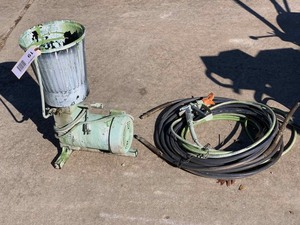 lot 19 image: Paint Sprayer