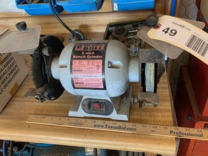 lot 49 image: Black Bull 6 Inch Bench Grinder