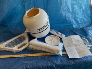 lot 70 image: Wonder Wash (Hand Crank Clothing Washer)