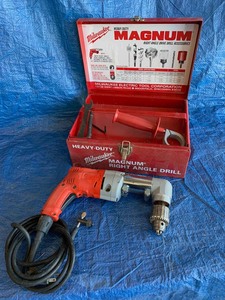 lot 90 image: Milwaukee Magnum Right Angle Drill