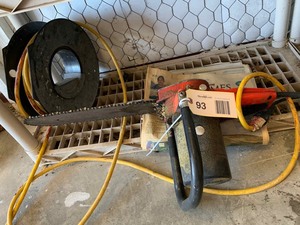 lot 93 image: Craftsman Electric Chain Saw, Extension Cord