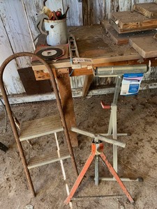 lot 131 image: Roller stand, assorted old tools, fixed stand, step stool
