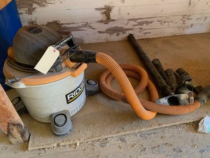 lot 110 image: Ridgid Shop Vac