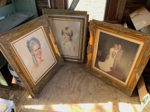 lot 139 image: (4) larger picture frames